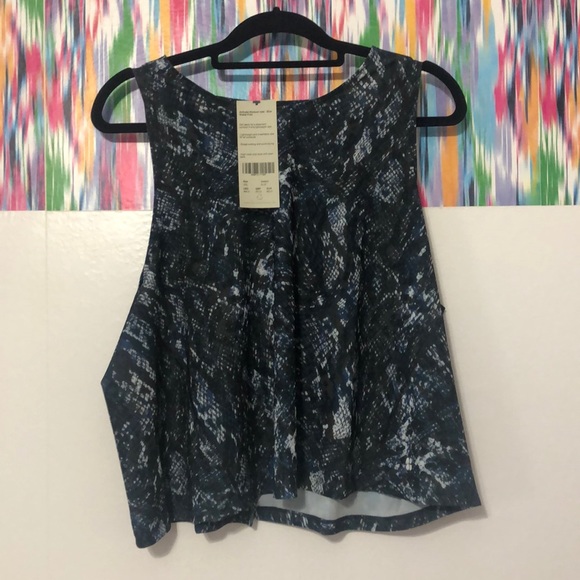 Sweaty Betty active workout tank -NWT - Picture 4 of 5